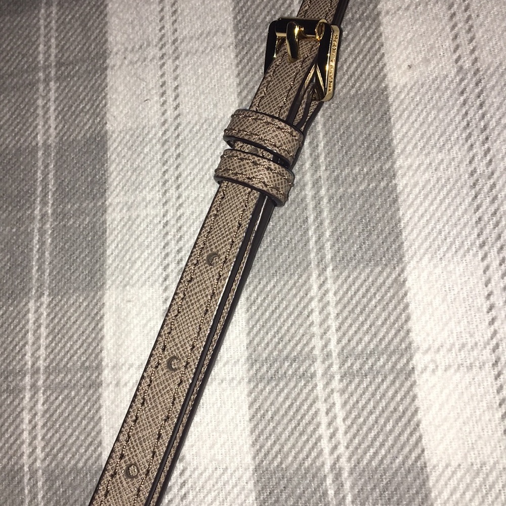 Michael Kors crossbody purse - Picture 2 of 6